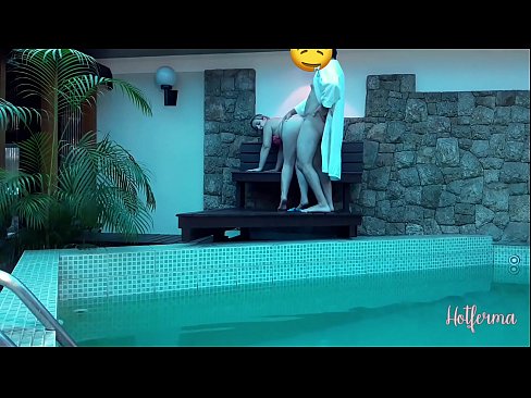 ❤️ Sjef inviterer hushjelp til bassenget, men kunne ikke motstå en varm Sexvideo hos oss ❌️❤