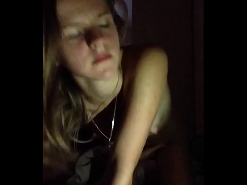 ❤️ En jente onanerer og spermer Sexvideo hos oss ❌️❤